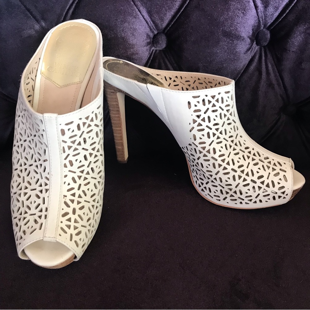 Vince Camuto leather peep toe heels